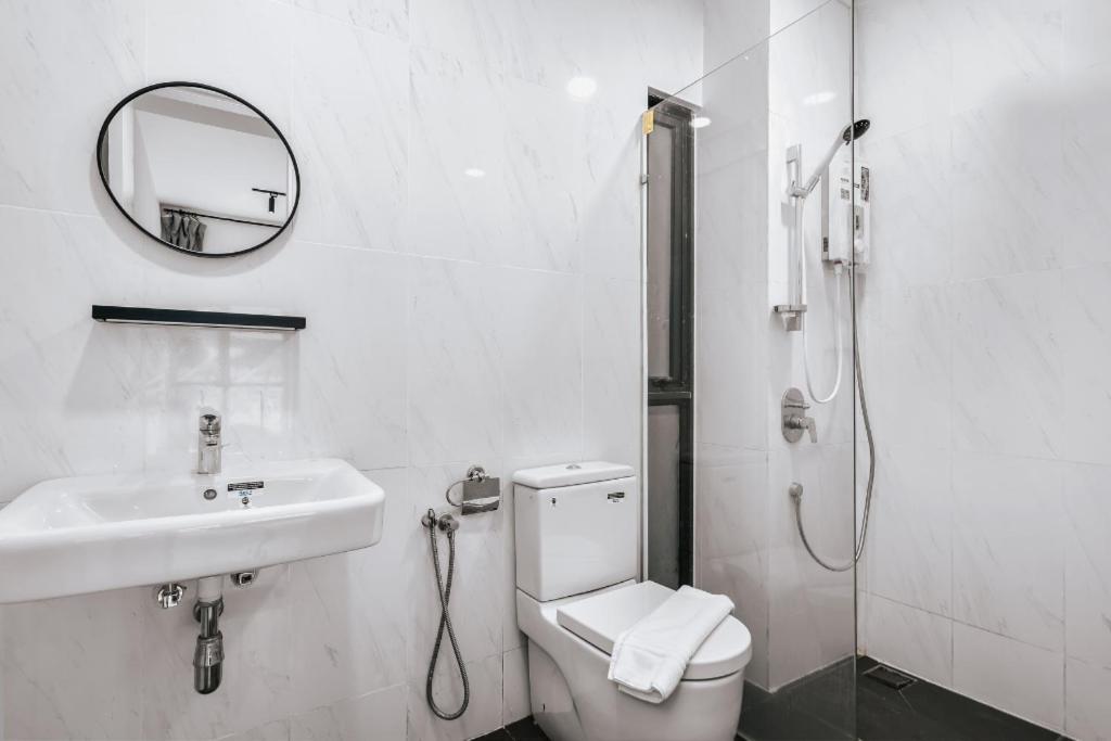 Nowhere 2Br & 2Bath Apartment With Balcony @ Reizz Residences Kuala Lumpur Eksteriør billede